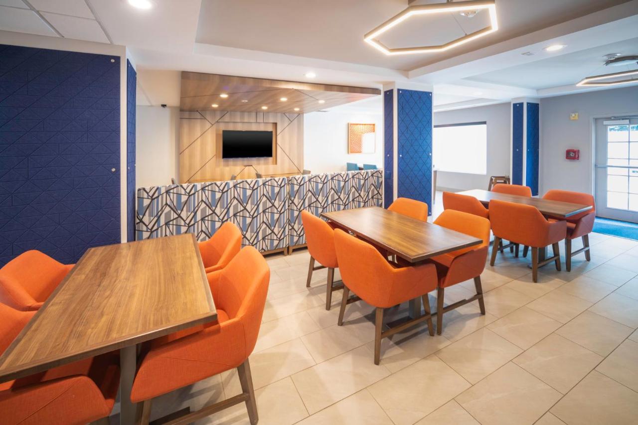Holiday Inn Express And Suites Atlanta-Johns Creek By Ihg Eksteriør bilde